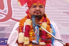 Guru-Bhai-Ravishankar-Maharaj3-e1766050105909